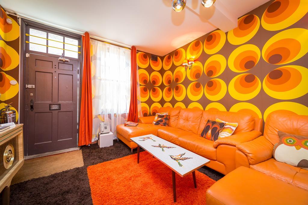 Trembling Madness Apartments York Esterno foto