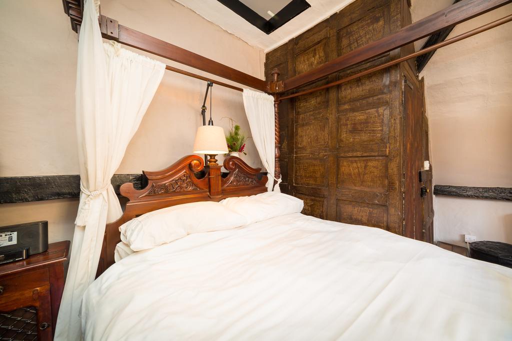 Trembling Madness Apartments York Esterno foto