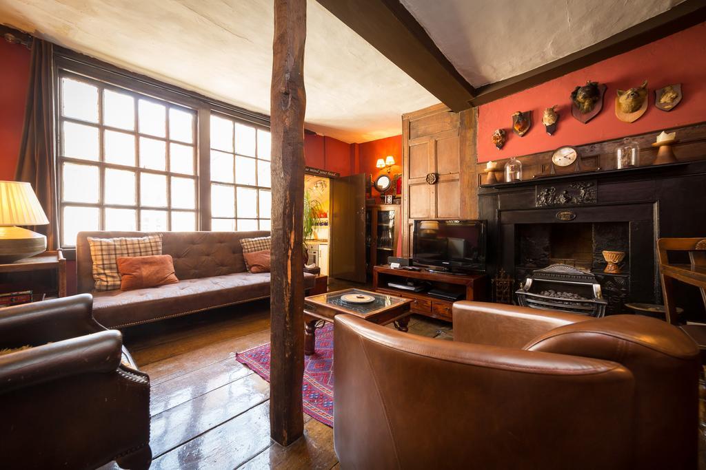 Trembling Madness Apartments York Esterno foto